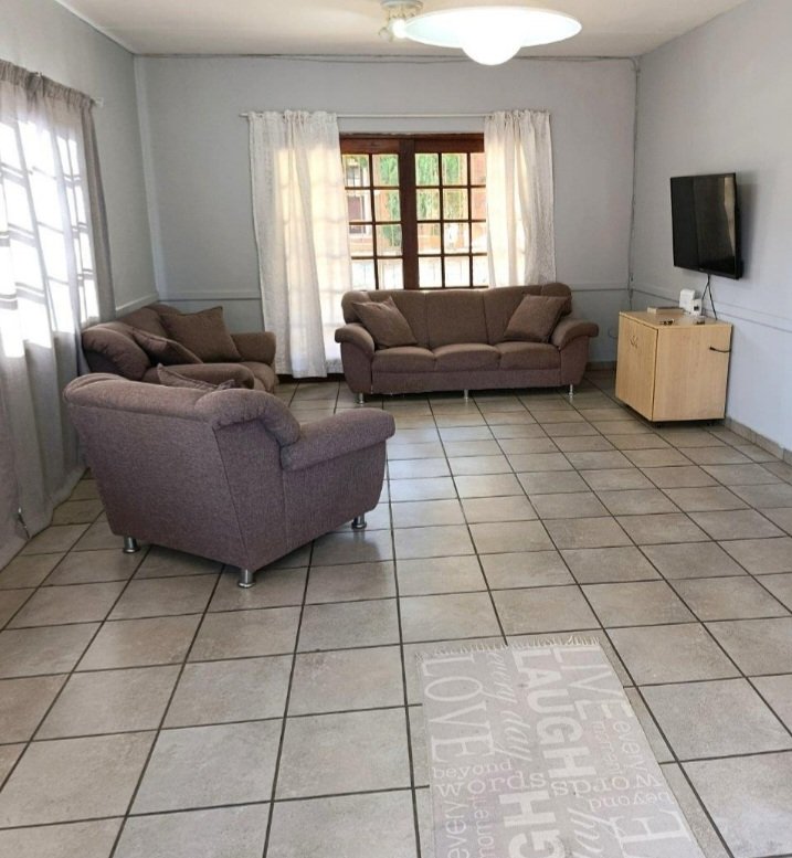 3 Bedroom Property for Sale in Langenhovenpark Free State